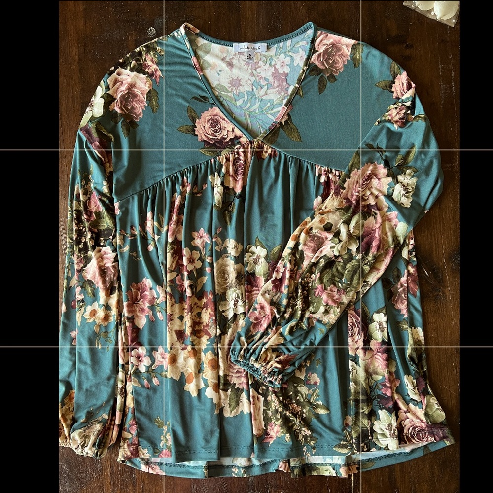 White Birch Flowy Top